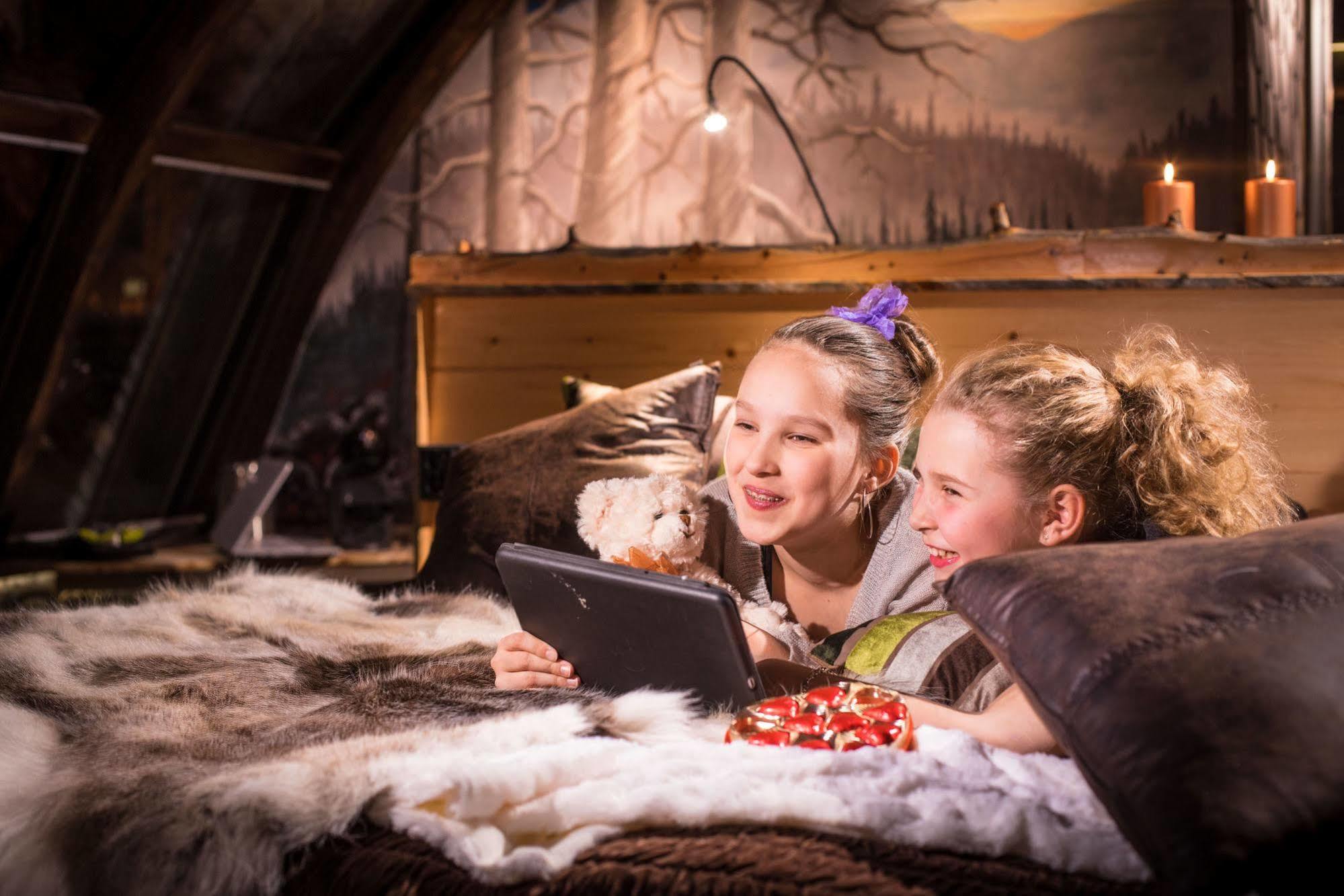 Lapland Northern Lights Hotel Ilveslinna Ranua Buitenkant foto